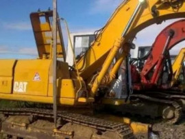 Dezmembrez excavator pe senile Caterpillar 315