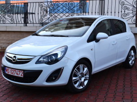 Opel Corsa ~ superb ~ an 2012 ~ foarte dotat