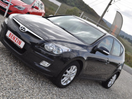 Hyundai I30 1.6i -benzin