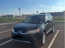 Mitsubishi outlander 2008