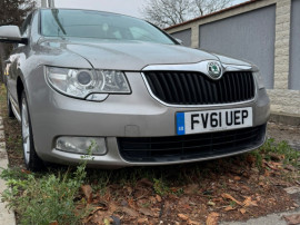 Skoda superb 2012