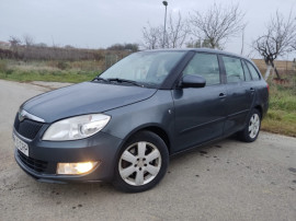 Skoda Fabia 1.2 benzina EURO 5, an 2011, înmatriculat