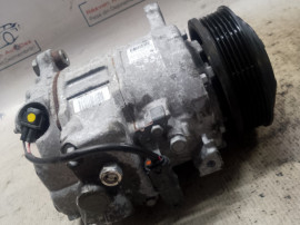 Grila centrala fata Mercedes S Class 2009