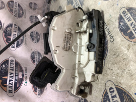 Broasca dreapta fata Volkswagen Jetta 2012