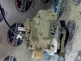 Broasca stanga spate Volkswagen Touareg 2012