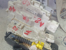 Broasca dreapta spate Audi A8 2011