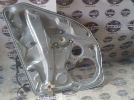 Macara geam dreapta spate Volkswagen Golf 4