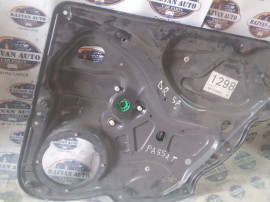 Macara geam dreapta spate Volkswagen Passat B6 2006