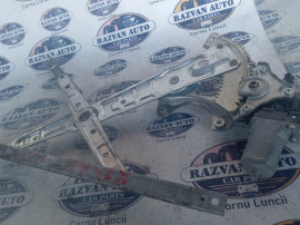 Macara geam stanga spate Nissan X-Trail