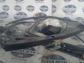 Macara geam stanga fata Volkswagen Jetta 2008
