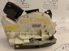Broasca dreapta fata Volkswagen Passat B8 2016