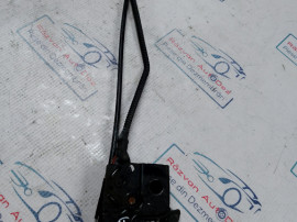 Broasca capota Volkswagen Golf 7 2014