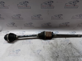 Planetara dreapta fata BMW X3 F25 2.0 Motorina 2015