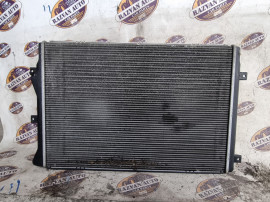 Radiator apa Skoda Octavia 2 1.8 Benzina 2012