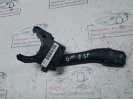 Maneta stergatoare Volkswagen Golf 4 2004