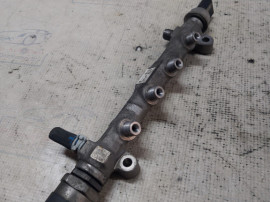 Rampa injectoare Volkswagen Golf 7 2014