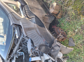 Aripa Stanga Fata Ford B-MAX 2014