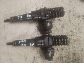 Injector Volkswagen Passat B6 Motorina 2006
