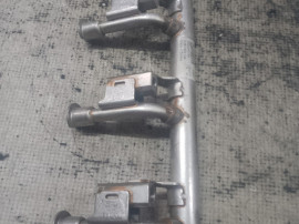 Rampa injectie Ford B-MAX 1.0 2012