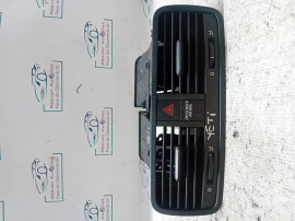 Grila ventilatie centrala Skoda Yeti 2011