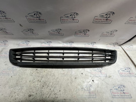 Grila bara fata Volkswagen Jetta 2012