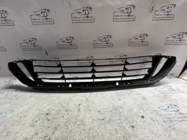 Grila bara fata BMW Seria 2 F45 2015