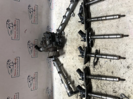 Kit injectie complet Audi A8 3.0 Motorina 2009