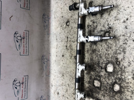 Rampa plus injectoare Mazda CX-3 2.0 Benzina 2018