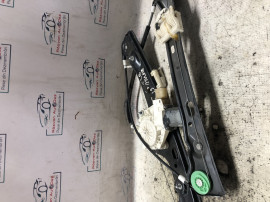 Macara geam stanga fata BMW 320 E90 2009