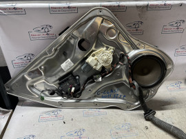 Macara geam stanga spate Mercedes C-Class W204 2011