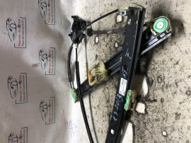 Macara geam stanga fata Audi Q3 2013