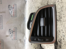 Grila ventilatie dreapta Suzuki SX4 1.6 Benzina 2015