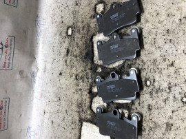 Placute spate Volkswagen Touareg 2012