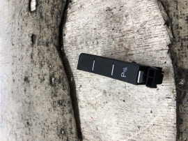 Buton senzor parcare Volkswagen Golf 7 1.0 Benzina 2019