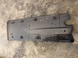 Scut lateral dreapta Skoda Yeti 2014