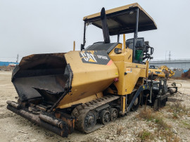 Finisor asfalt pe senile Caterpillar AP555E 2010