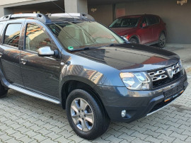 DUSTER PRESTIGE FACELIFT AN 2015 MOT BENZINA IN 4 PISTOANE