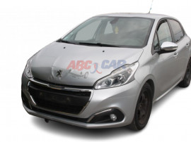 Dezmembrez Peugeot 208 1 1.2 VTI 82 CP benzina cod motor: HMZ 2015-2019