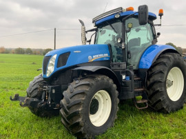 2016 Tractor New Holland T7.235