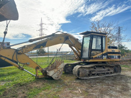 Dezmembrez excavator pe senile Caterpillar 318 BL