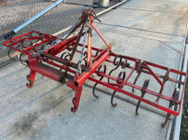 Cultivator pe 2 randuri &ndash; 3 m, cu suport de Semanatoare