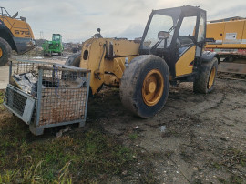 Dezmembrez Caterpillar TH330B Incarcator Telescopic