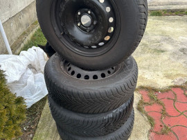 Roți Nissan Qashqai 215/65 R16 M+S &ndash; ca noi