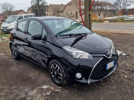 TOYOTA Yaris 3a serie (2016) Yaris 1.3 5P Lounge Multidrive S