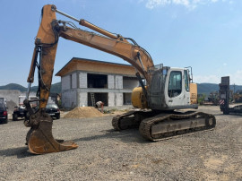 Motor excavator pe senile Liebherr R924 Compact piese