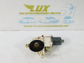 Motoras geam stanga fata a2048200142 Mercedes-Benz C-Class W204/S204 [