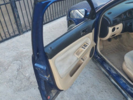 Dezmembrez Volkswagen Passat 1.9 diesel din 2001