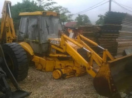 Dezmembrez buldoexcavator JCB 3CX super