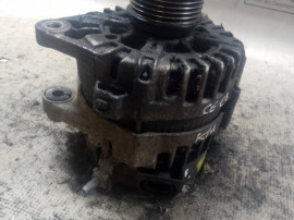 Alternator Kia Ceed 1.6 2014, 373002A850