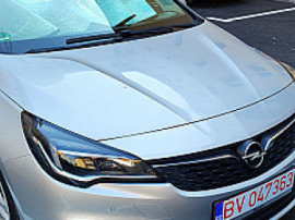 Liciteaza-Opel Astra 2020
